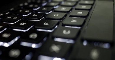 Jak napsat přehlasované a, o, u klávesnice